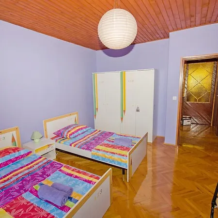 Mladenka Apartament *