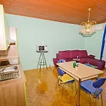 Apartman Mladenka *